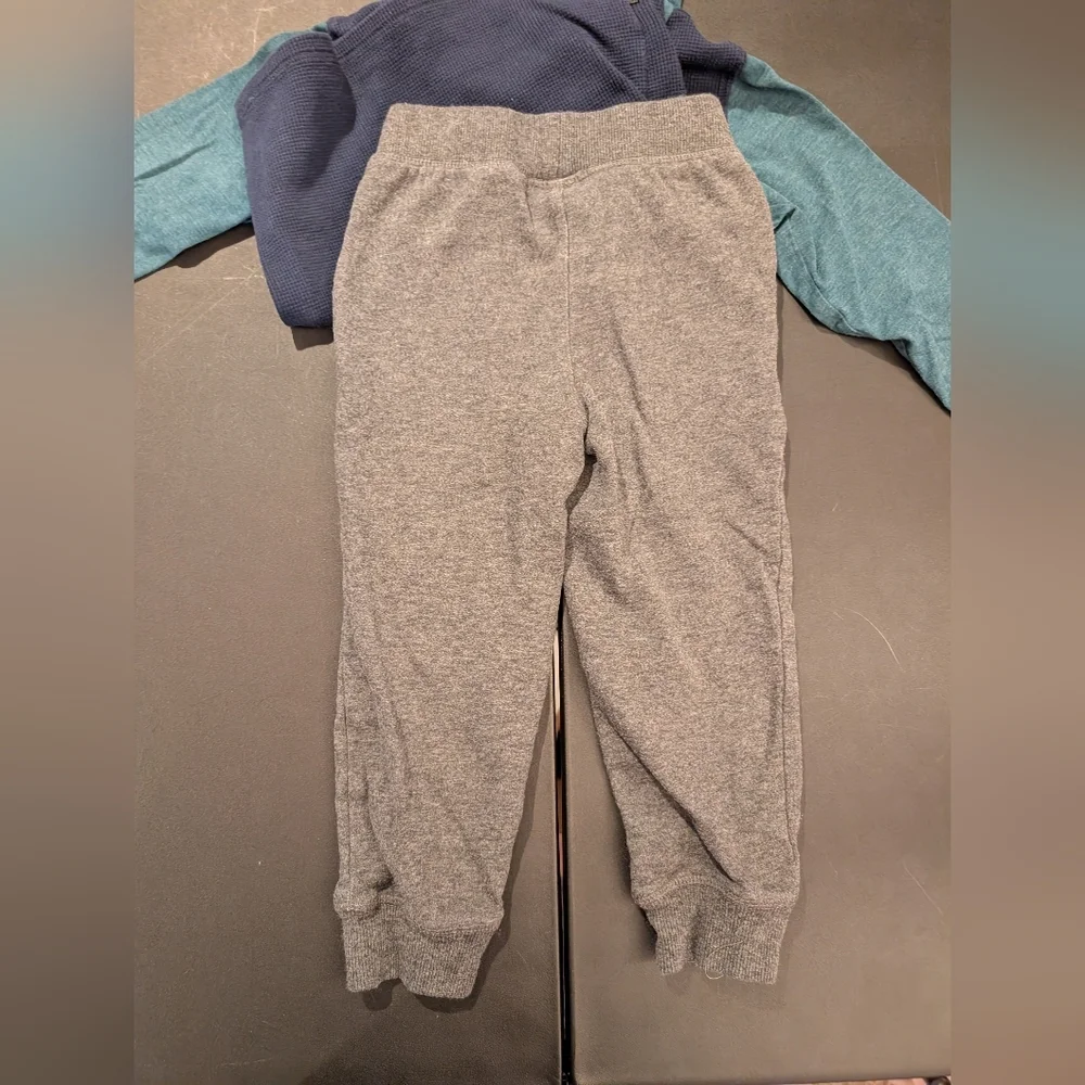 Nautica Toddler Boy Thermal Hoodie 2pc Jogger Set in Size 4T